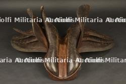 Selle d'officier avec rivets marqués du sellier du 30e Dragons — miniature 7