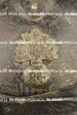 Casque Adrian modèle 1915 de l'Infanterie, quart, bracelet d'identité et médailles — miniature 2