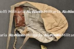 Bonnet chauffant, chaussettes chauffantes et masque du pilote mécanicien Noger du 37e régiment d'aviation — miniature 5