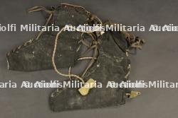 Bonnet chauffant, chaussettes chauffantes et masque du pilote mécanicien Noger du 37e régiment d'aviation — miniature 7