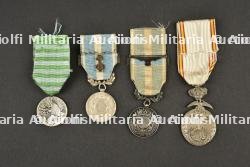 Lot de médailles — miniature 2