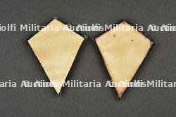 Pattes de col pour manteau de la Garde Personnelle du Chef de l'Etat — miniature 2