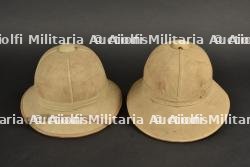 Ensemble de casques coloniaux 1931 — photo 1
