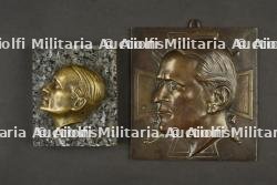 Ensemble de 2 plaques à l'effigie du Colonel de la Rocque 