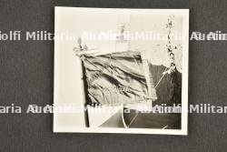 Lettre autographe du héros de la Légion, le Commandant Luis Ramirez de Ribas, ancien officier Vénézuelien, pilote et Commandant du 2-3 Etranger avec photo du fanion du bataillon — photo 3