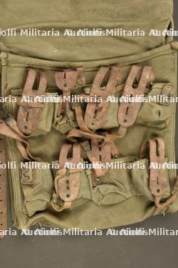 Musette porte grenade française de 1918. French grenade carrying satchel dated 1918 — miniature 3
