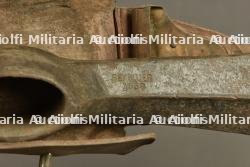 Fer de pioche français 1939 avec étui cuir 1927. French 1939 pickaxe head with 1927 leather carrier — photo 3