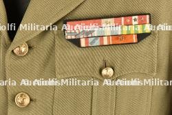 Malle avec uniformes années 50-60, insignes et médailles du Capitaine Andrieux 5e génie et Affaires Sahariennes — photo 4