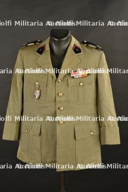 Malle avec uniformes années 50-60, insignes et médailles du Capitaine Andrieux 5e génie et Affaires Sahariennes — miniature 8