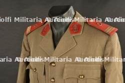 Malle avec uniformes années 50-60, insignes et médailles du Capitaine Andrieux 5e génie et Affaires Sahariennes — photo 10