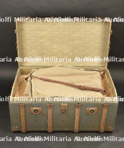 Malle avec uniformes années 50-60, insignes et médailles du Capitaine Andrieux 5e génie et Affaires Sahariennes — photo 17