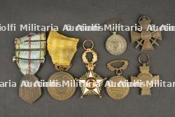 Malle avec uniformes années 50-60, insignes et médailles du Capitaine Andrieux 5e génie et Affaires Sahariennes — miniature 19
