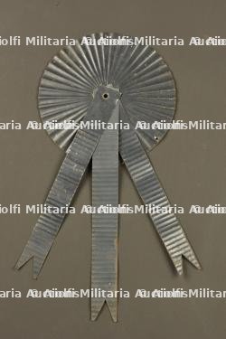 Cocarde tricolore de tombes provisoires. Tricolour cockade for provisional graves — miniature 3