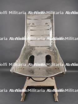 Siège d'avion USAAF. USAAF (United States Army Air Force) aircraft seat. — photo 2
