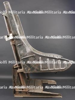 Siège d'avion USAAF. USAAF (United States Army Air Force) aircraft seat. — miniature 22