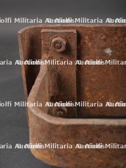 Pare-chocs de véhicule allemand. German vehicle bumper. — photo 17