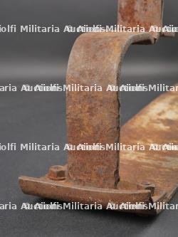 Pare-chocs de véhicule allemand. German vehicle bumper. — miniature 21