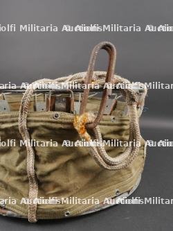Boite à pigeon de parachutiste US. US Paratrooper Pigeon Box — miniature 12