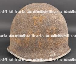 Coque de casque MP Provenant de Malmédy. MP helmet shell from Malmédy.