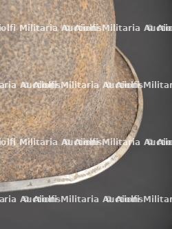 Coque de casque MP Provenant de Malmédy. MP helmet shell from Malmédy. — photo 12