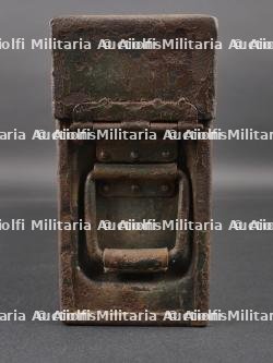 Caisse MG34/42 Camouflé. Camouflaged MG34/42 crate. — miniature 12