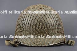 Casque USM1 du Pvt. Marion L. Johnson, 101st Airborne, 907 GFAB. USM1 helmet of Pvt. Marion L. Johnson, 101st Airborne, 907 GFAB. — photo 22