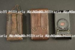 Lampe et appareil photos officier — miniature 6