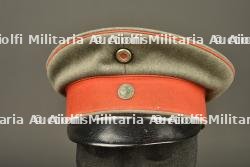 Casquette feldgrau d'officier de réserve d'infanterie de Saxe. Feldgrau visor cap of a Saxon Reserve Infantry officer — photo 1