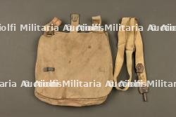 Sac à pain allemand régimenté et sangle. Regimentally marked German bread bag with strap