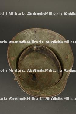 Casque allemand M1916 à impact. German Model 1916 helmet with impact damage — photo 5
