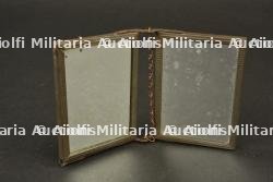 Lot d'objets du quotidien du poilu, rasage. — miniature 4