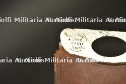 Lot d'objets du quotidien du poilu, hygiène, rasage et écriture. — miniature 6