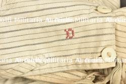 Lot d'effets en tissu de poilu — miniature 2