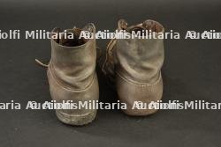 Paire de brodequins 1917 — miniature 4