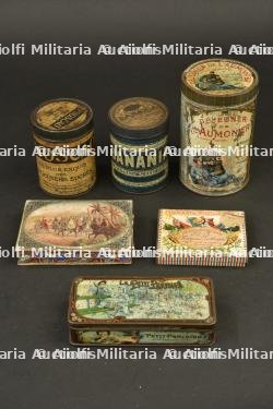 Cinq boîtes en tole sérigraphiée et une carton de chocolat, biscuits et petit déjeuner période 1ere guerre — photo 1
