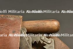Lot d'outils individuels portatifs du Poilu, pelle, scie, hache. — photo 2