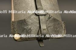 Lot d'outils individuels portatifs du Poilu, pelle, scie, hache. — miniature 5