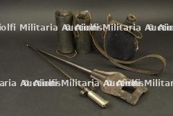 Lot d'équipement français épée baïonnette 1886, jambières et bidon de 1 litre — miniature 4