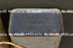 Lot de 3 boites de masques anti gaz M2 dont deux sont nominatives — miniature 3