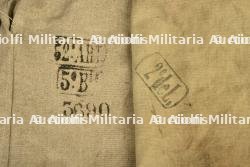 Lot nourriture du poilu avec conserve, sac à vivres et condiments du poilu — photo 3