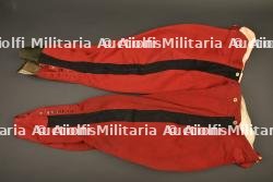 Lot de deux pantalons culottes d'officier d'infanterie dont un nominatif De Touzalin — photo 1