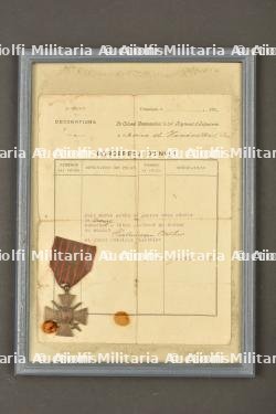 Lot de cadres de diplomes et médailles de soldats morts pour la France dont un mitrailleur du 37e RI à Neuville St Vaast — photo 3
