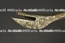 Ensemble de couverts, couteaux et ouvre boîte de poilu — photo 2