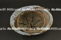 Casque Adrian modèle 1915 infanterie avec son couvre casque en calicot bleu — photo 3