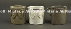 Lot de 3 quarts allemands de différents modèles. Lot of three German drinking cups of different models — miniature 5