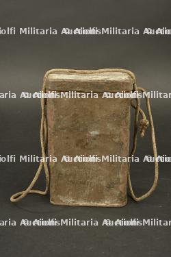 Boite de masque anti gaz M2 peinte en kaki — photo 4