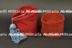 Lot de deux Chéchias de Zouaves et tirailleurs