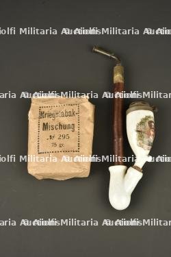 Pipe Kronprinz et paquet de tabac allemand. Kronprinz pipe and German tobacco packet — photo 1