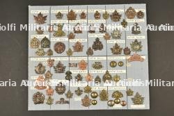 Planche 8 d'insignes canadiens ww1 ex collection André Coillot
