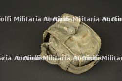 Pochette en toile pour cartouche anti-gaz de rechange. Canvas pouch for spare anti gas filter canister